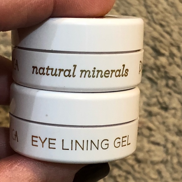 Pacifica Eye Lining Gel Tahitian Pearl & Midnight - Picture 6 of 6